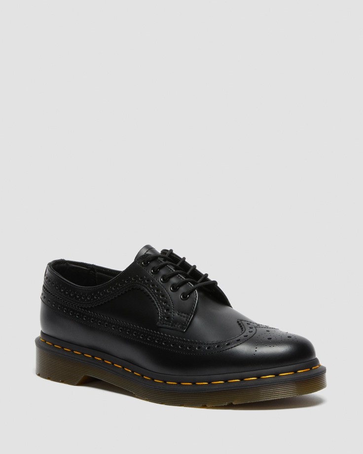 3989Stitch Smooth Leather Brogue Shoes Dr.Martens Ireland Black