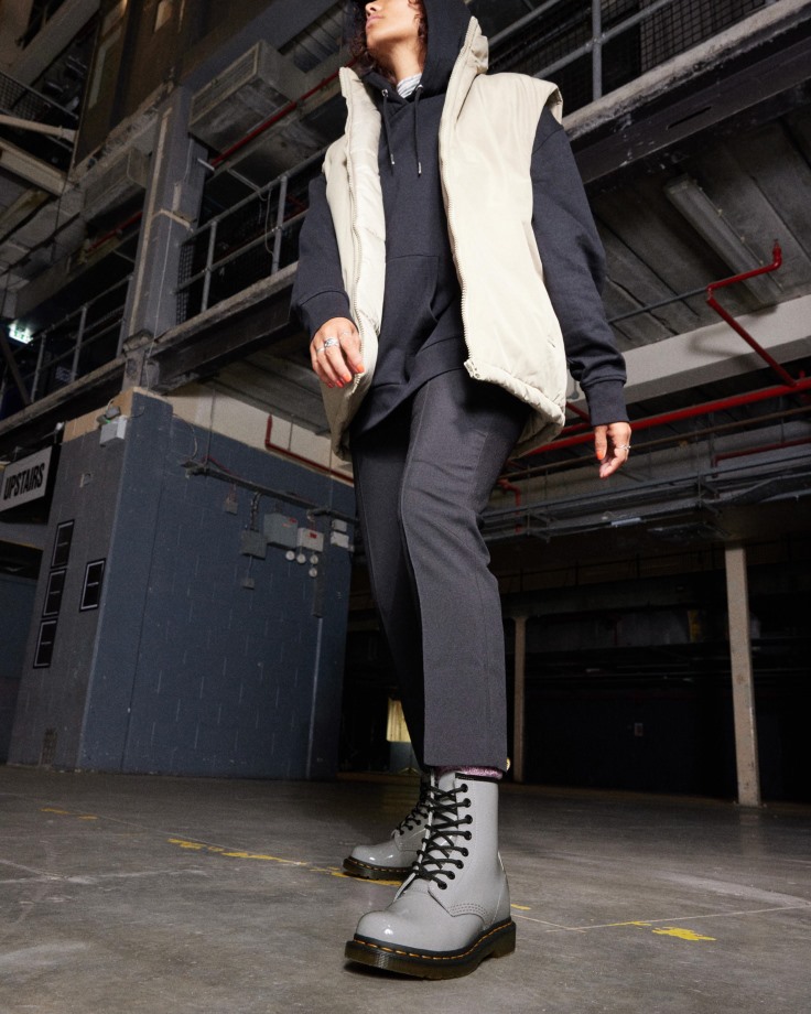 Dr.Martens Ireland 1460 Women's Patent Leather Lace Up Boots Grey